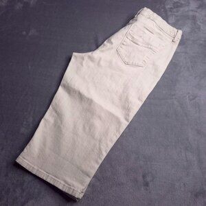 Gloria Vanderbilt Womena All Around Slimming Effect Skimmer Capri Jeans 10 Beige